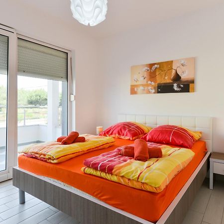Apartmani Martin Mit Beheiztem Pool With Heated Pool Bibinje Luaran gambar