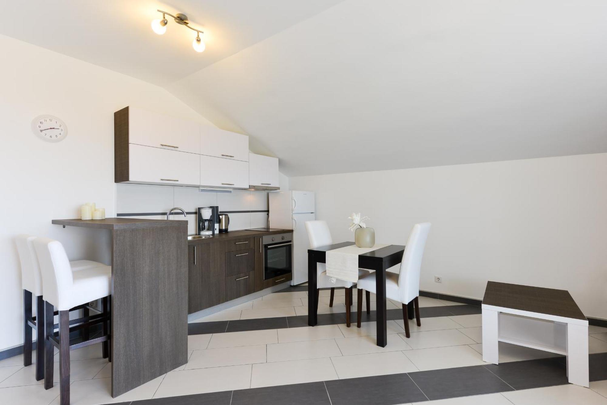 Apartmani Martin Mit Beheiztem Pool With Heated Pool Bibinje Luaran gambar
