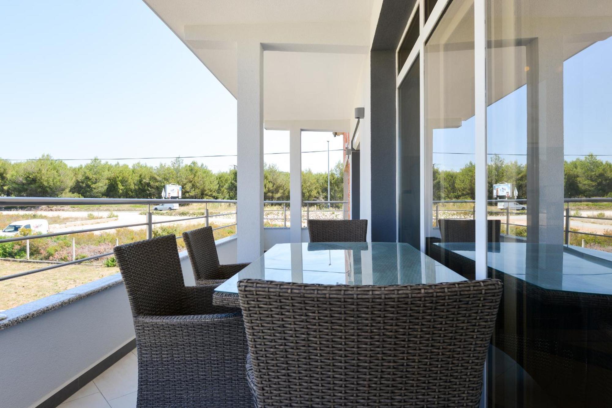 Apartmani Martin Mit Beheiztem Pool With Heated Pool Bibinje Luaran gambar